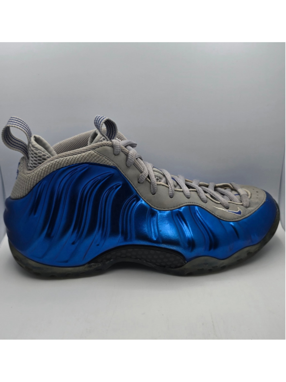 Men's Nike Air Foamposite One Sneakers Blue and Grey men's 7.5